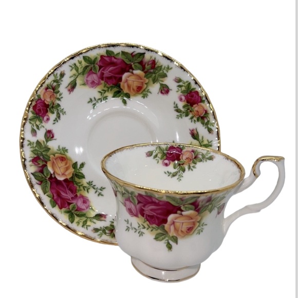 Royal Albert Other - OLD COUNTRY ROSES FOOTED TEACUP AND SAUCER 1962 ROYAL ALBERT BONE CHINA